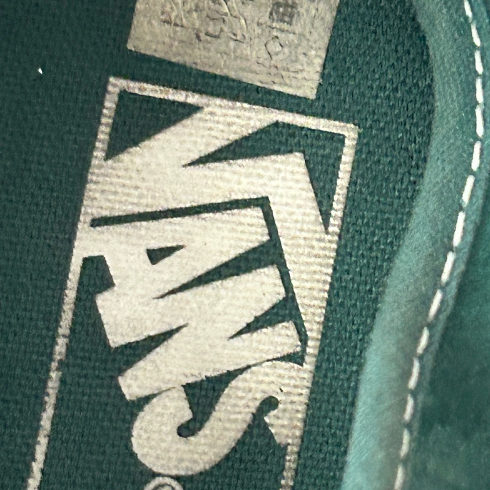 Vans low top green suede sneakers size M8W9.5 VNOA348A204 Heiq Eco dry. Nice! - Picture 10 of 16